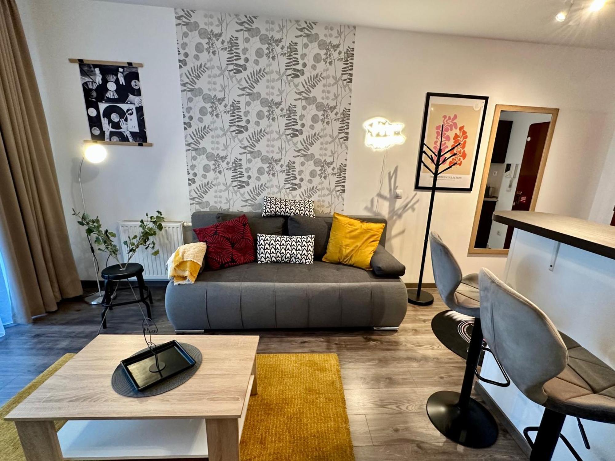 Vinyl Gozsdu Apartments بودابست المظهر الخارجي الصورة