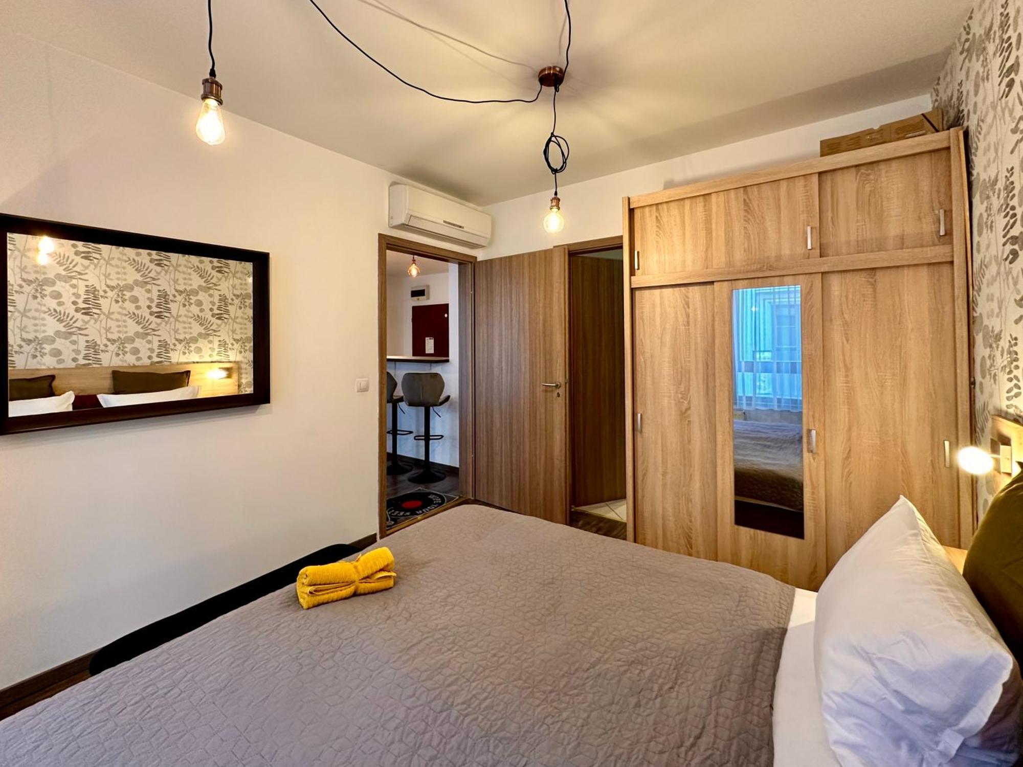 Vinyl Gozsdu Apartments بودابست المظهر الخارجي الصورة